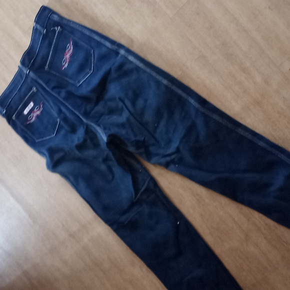 Jeans - Picture 2 of 7